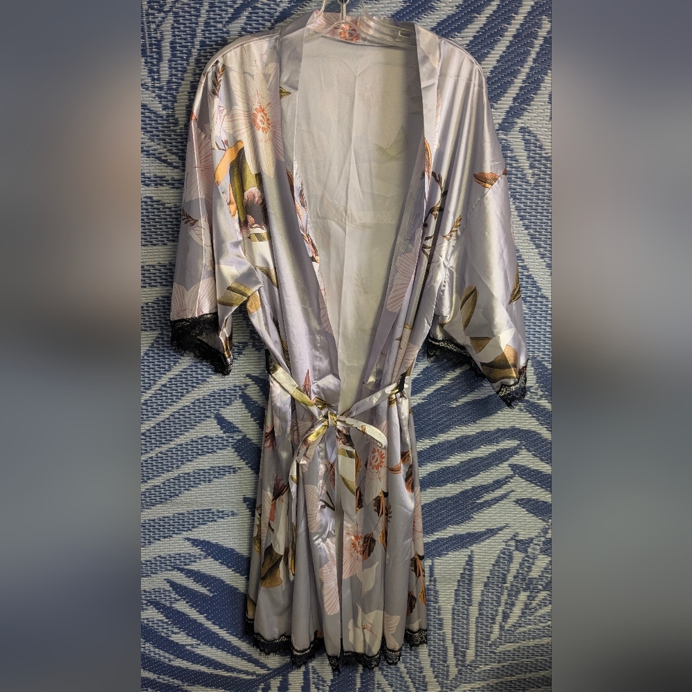 Source Unknown Satin Robe with Floral Design